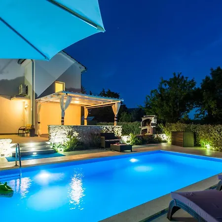 Case de vacanță House Cirik *